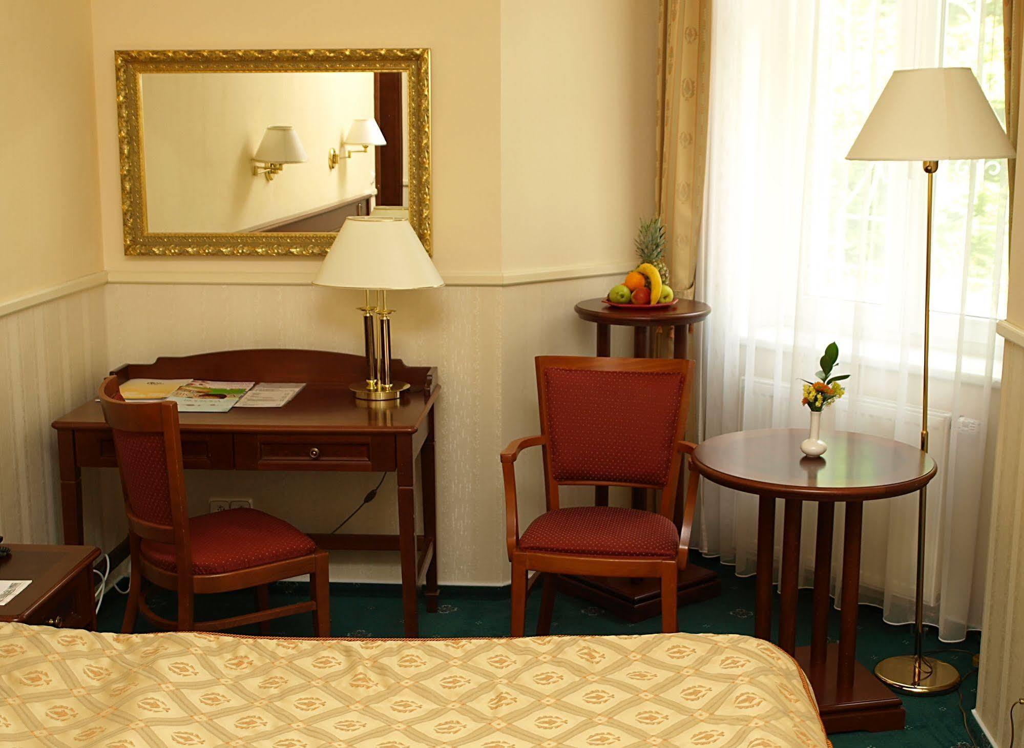 Orea Spa Hotel San Remo Marianske Lazne Exterior photo